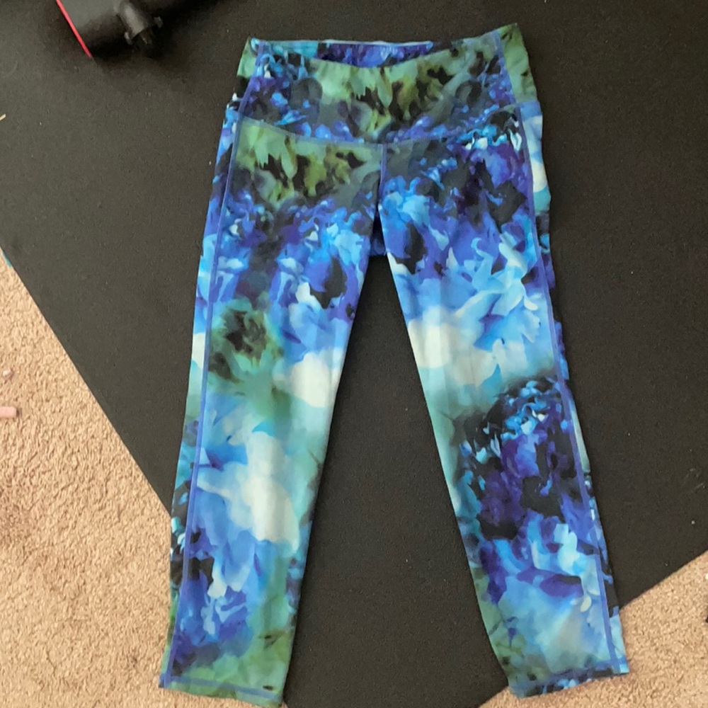 Athleta XS yoga capris